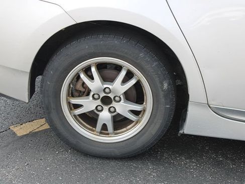 Used 2010 Toyota Prius Two FWD image 6