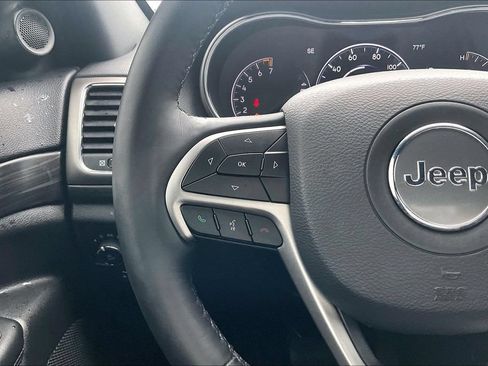 Certified 2019 Jeep Grand Cherokee Altitude RWD image 10