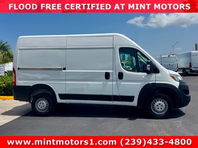 Used 2025 RAM ProMaster 2500 w/ Convenience Group FWD image 5