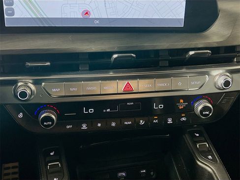 Used 2024 Kia Telluride SX Prestige X-Line image 17