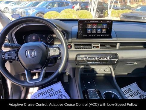 Used 2024 Honda Pilot Touring image 15