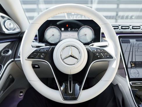 Used 2025 Mercedes-Benz Maybach S 680 4MATIC image 66