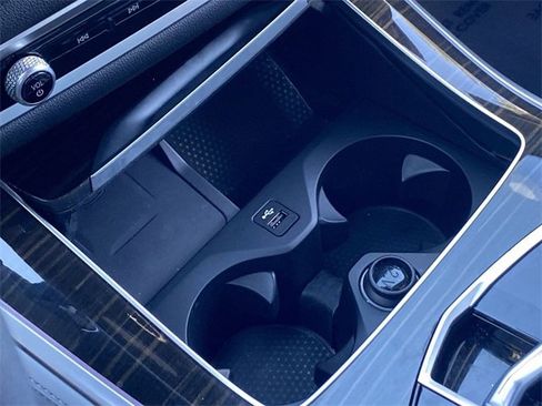 Certified 2024 BMW X5 xDrive50e w/ Premium Package image 33