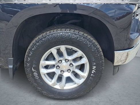 Certified 2023 Chevrolet Silverado 1500 LT AWD/4WD image 10