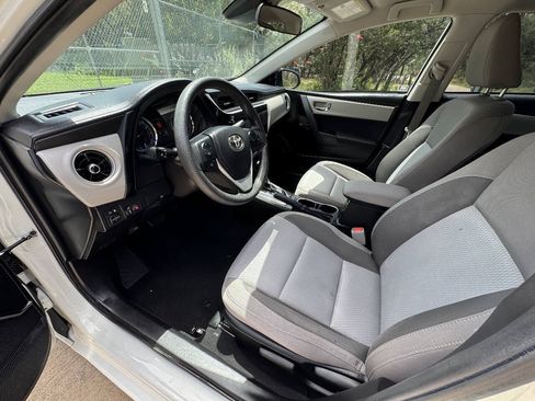 Used 2019 Toyota Corolla LE FWD image 37