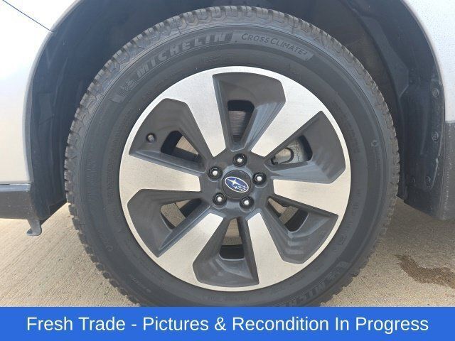 Used 2017 Subaru Forester 2.5i Premium AWD/4WD image 11