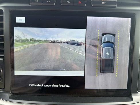 Used 2023 Ford F150 Lariat w/ Equipment Group 502A High AWD/4WD image 31