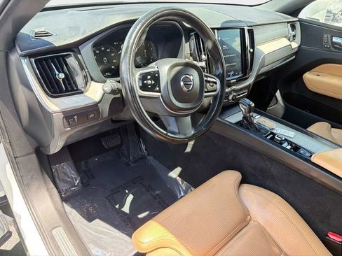 Used 2018 Volvo XC60 T6 Inscription w/ Luxury Seat Package AWD/4WD image 21