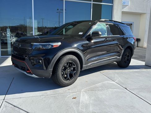 Used 2023 Ford Explorer Timberline image 2