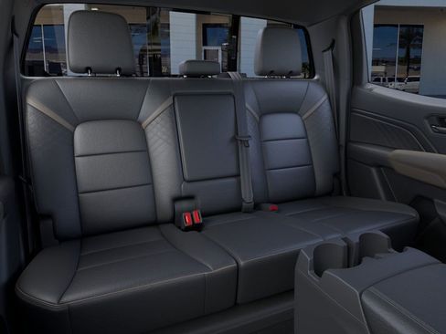 New 2026 GMC Canyon Denali image 17