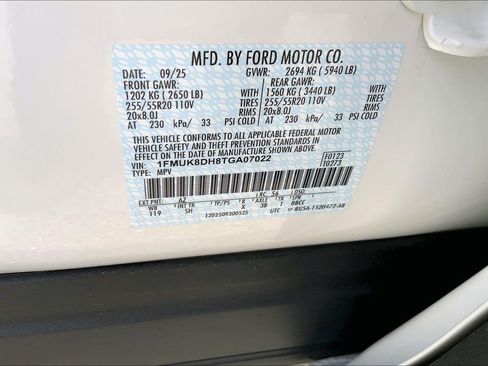 Used 2026 Ford Explorer Active w/ Active Comfort Package AWD/4WD image 27