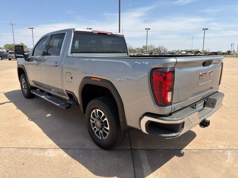 New 2026 GMC Sierra 2500 SLE w/ SLE Convenience Package image 15