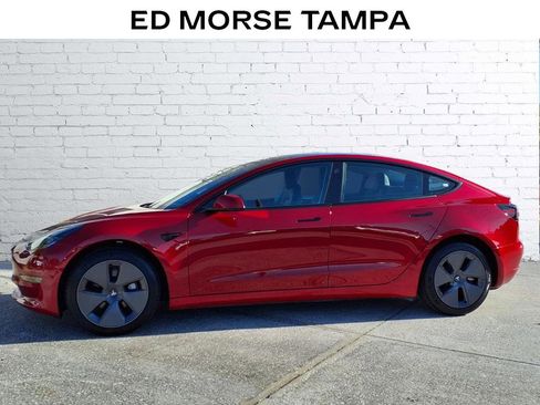 Used 2022 Tesla Model 3 Long Range image 2