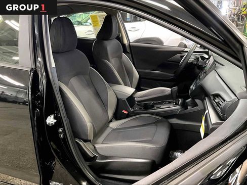 Used 2025 Subaru Impreza 2.0i image 9