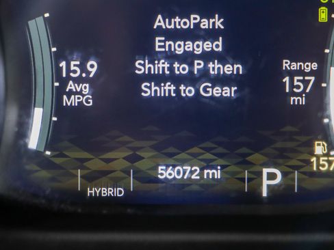 Used 2022 Jeep Wrangler Unlimited Sahara w/ Cold Weather Group AWD/4WD image 17