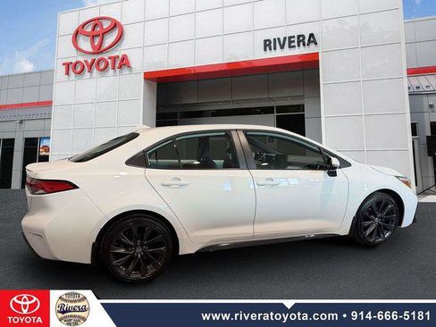 Certified 2024 Toyota Corolla SE w/ SE Premium Package image 4