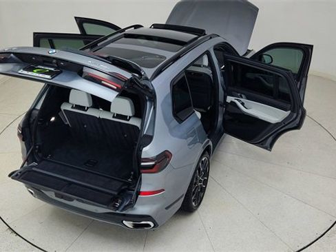 Used 2023 BMW X7 xDrive40i w/ M Sport Package image 94