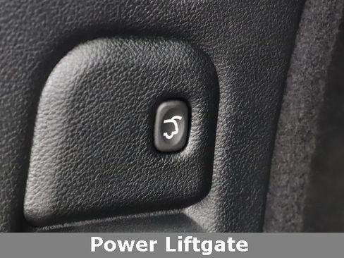 Used 2025 Dodge Durango GT image 9