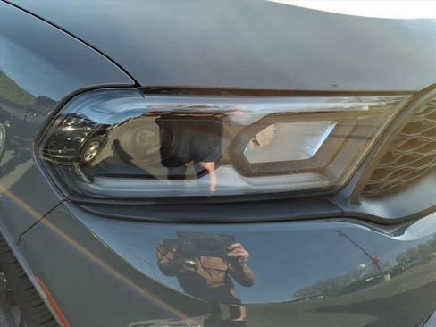 Used 2025 Dodge Durango GT image 3
