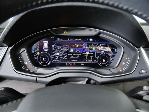 Used 2020 Audi Q5 e Premium Plus w/ Premium Plus Package image 21