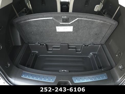 Used 2023 Buick Enclave Essence w/ Experience Buick Package FWD image 36