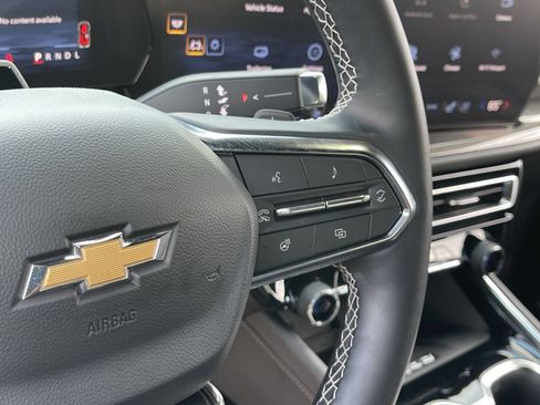 Used 2026 Chevrolet Traverse High Country AWD/4WD image 28