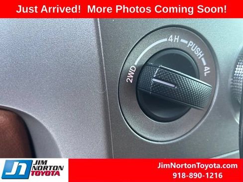 Used 2015 Toyota Sequoia Platinum AWD/4WD image 12