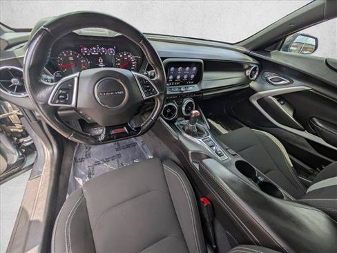 Used 2019 Chevrolet Camaro SS RWD image 17