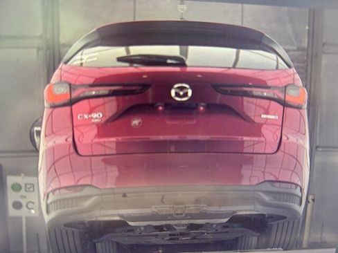 Used 2024 MAZDA CX-90 3.3 Turbo w/ Preferred Package image 10