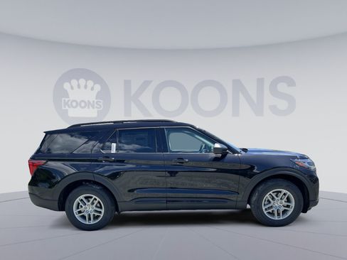 New 2026 Ford Explorer Active AWD/4WD image 8