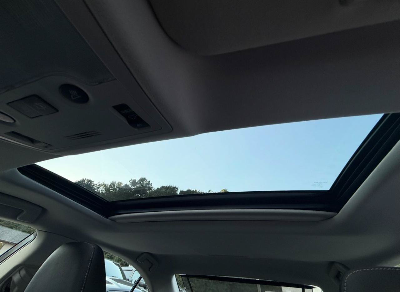 Used 2013 Lexus ES 350 w/ Luxury Pkg FWD image 28