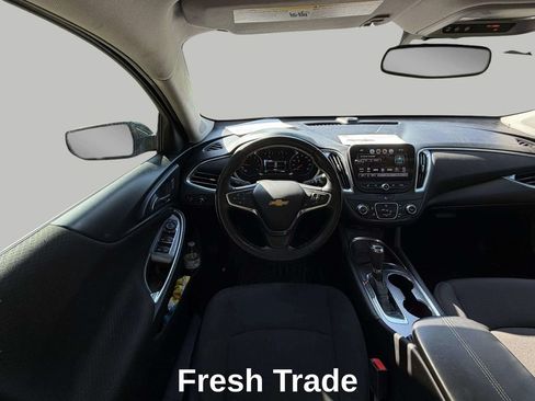 Used 2018 Chevrolet Malibu LT w/ Redline Edition FWD image 10