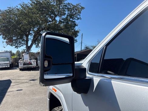 Used 2022 GMC Sierra 3500 Denali w/ Denali Ultimate Package image 36