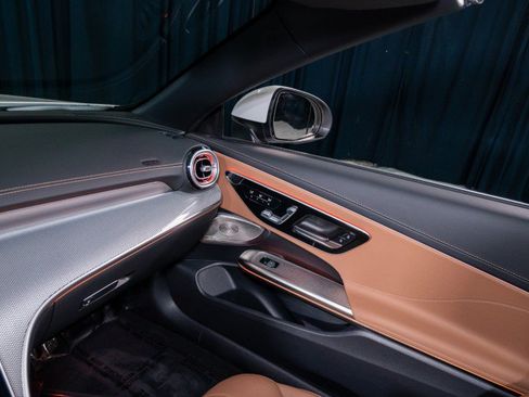 Certified 2026 Mercedes-Benz CLE 300 4MATIC Cabriolet image 27
