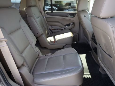 Used 2015 GMC Yukon SLT w/ Open Road Package AWD/4WD image 17