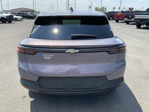 Used 2025 Chevrolet Equinox EV LT w/ LPO, All-Weather Mat Package FWD image 10