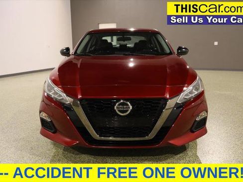 Used 2019 Nissan Altima 2.5 SR image 2