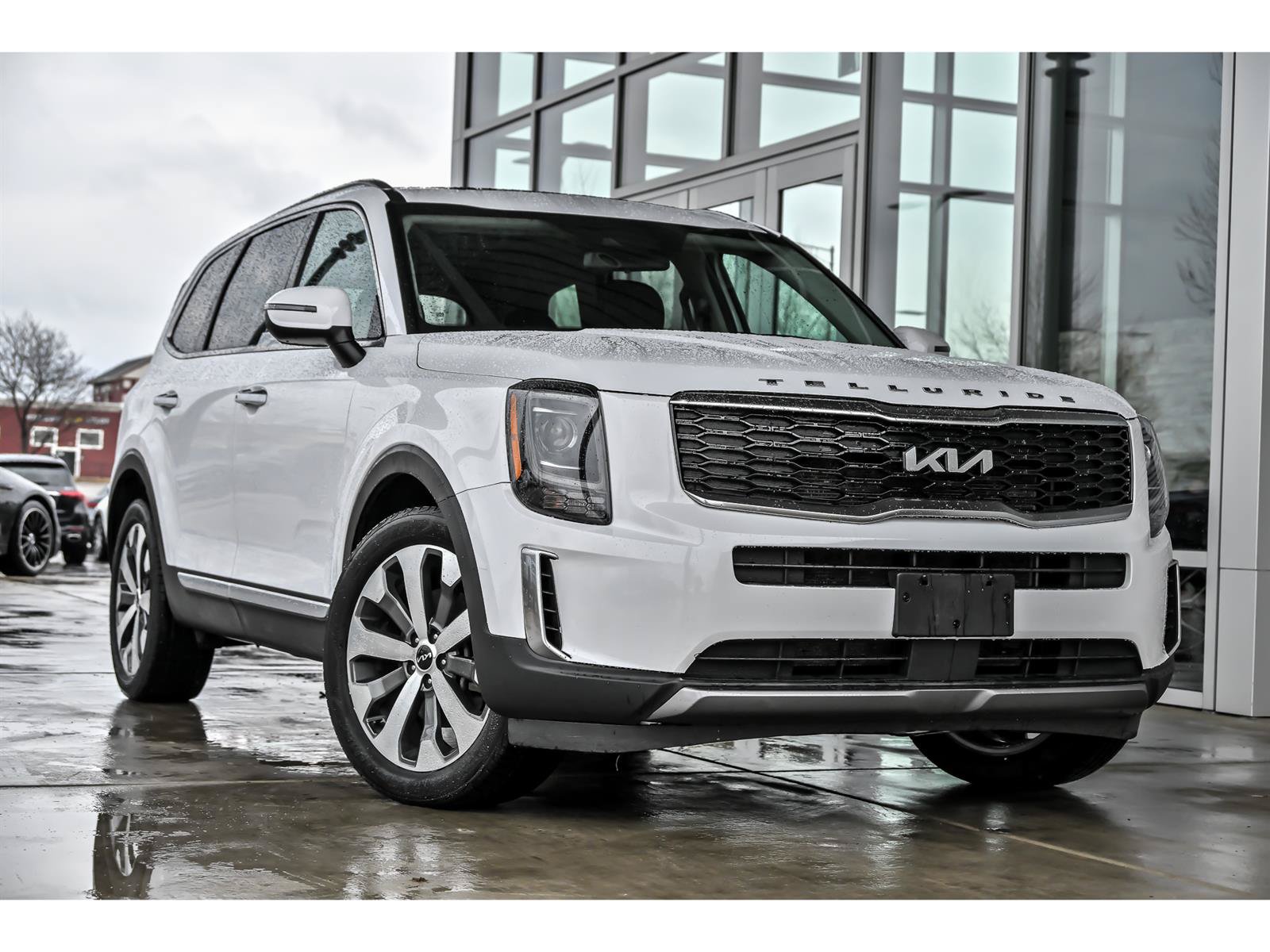 Used 2022 Kia Telluride S AWD/4WD image 1