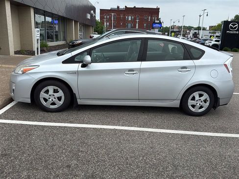 Used 2010 Toyota Prius Five FWD image 19