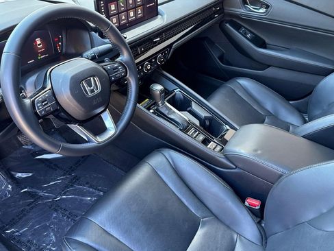 Certified 2023 Honda Accord Touring image 4