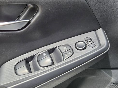 Used 2024 Nissan Sentra SV FWD image 16