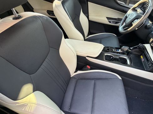 Used 2024 Lexus NX 250 FWD image 42