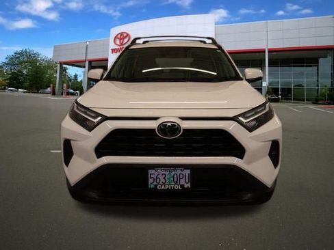 Used 2025 Toyota RAV4 XLE image 7