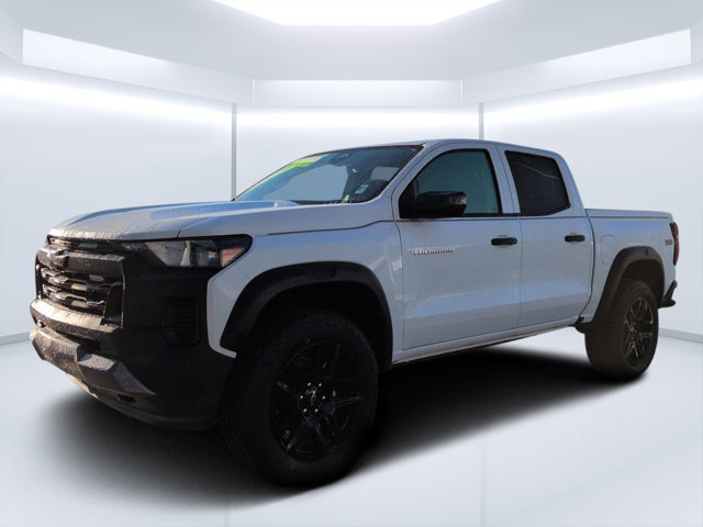Used 2025 Chevrolet Colorado Trail Boss AWD/4WD image 7