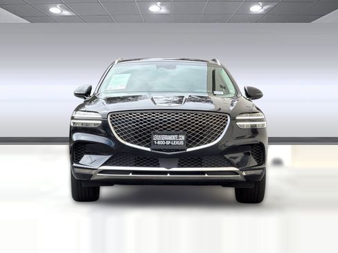 Used 2025 Genesis GV70 2.5T AWD/4WD image 5