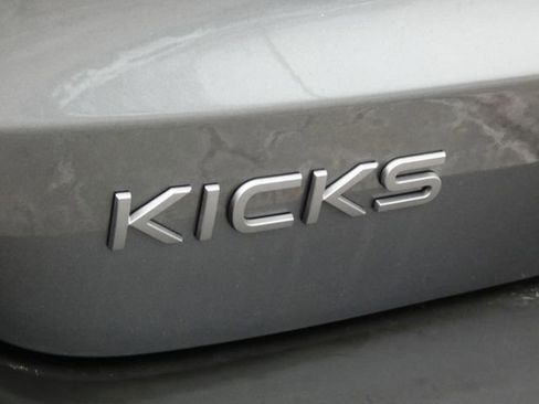 New 2026 Nissan Kicks SR w/ SR Premium Package image 11