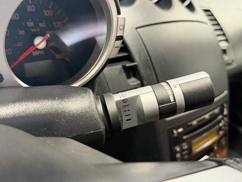 Used 2004 Nissan 350Z Touring RWD image 18