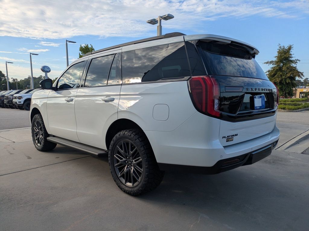New 2026 Ford Expedition Platinum w/ Stealth Appearance Package AWD/4WD image 6