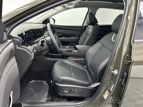 New 2025 Hyundai Tucson Limited image 9