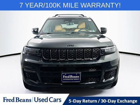 Used 2024 Jeep Grand Cherokee L Summit AWD/4WD image 2